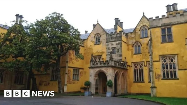 Grade 1-listed Ashton Court Mansion rescue plans approved – BBC