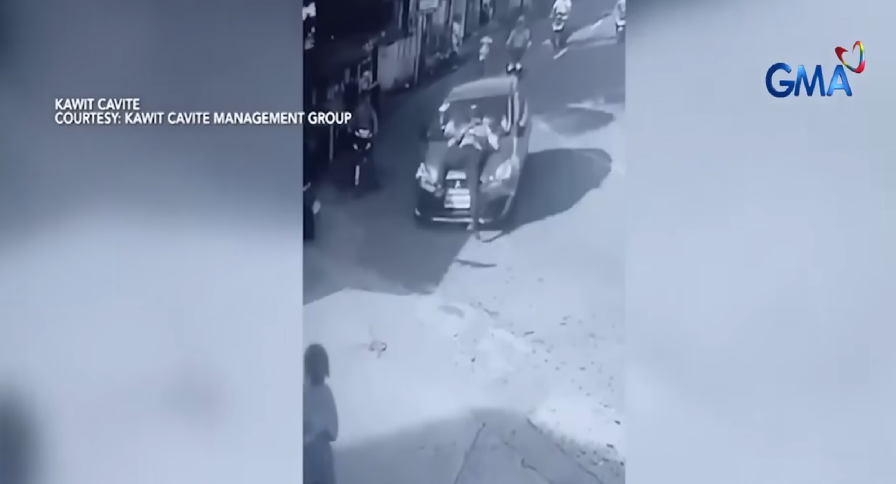 Driver ng kotse na sinampahan ng traffic enforcer sa hood, tinanggalan ng lisensiya – GMA Network