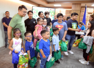Gen Trias City treats 500 children – The Manila Times