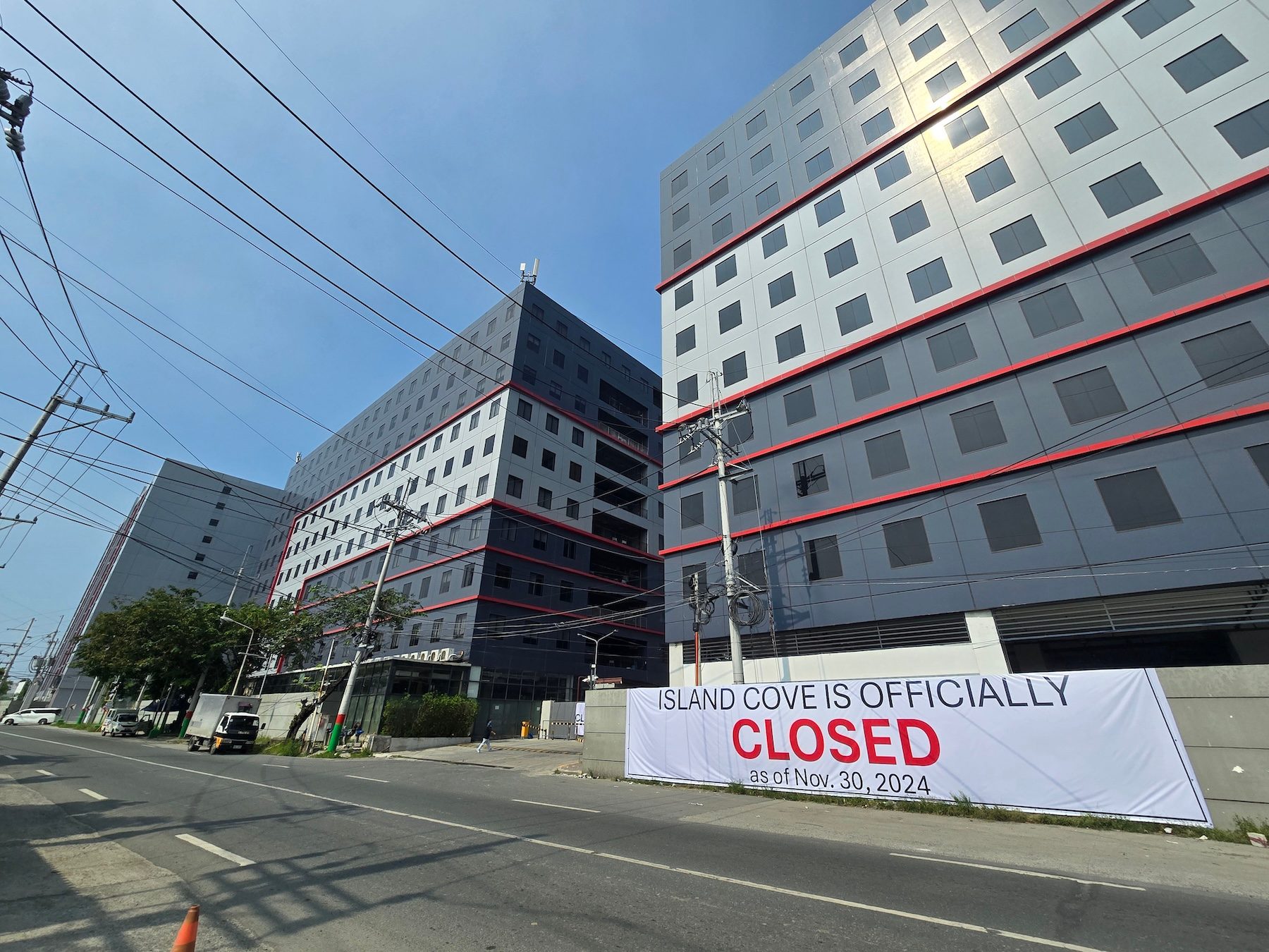 Cavite’s biggest POGO hub ends operations ahead of year-end deadline – Rappler