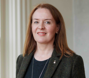 Harris Tweed CEO joins innovation board – We love Stornoway