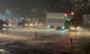 3 dead, over 80K residents evacuated during Paeng's onslaught in Calabarzon – GMA Network