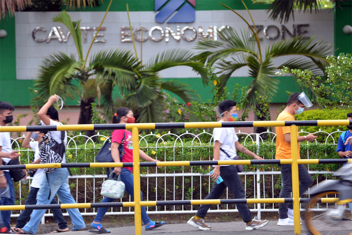 Cavite workers gain from new wage hike – Journal News Online