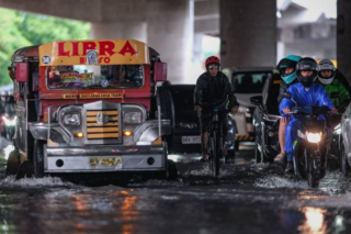 Metro Manila cities, Cavite suspend classes over heavy rains – The Manila Times