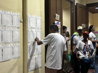Early voting hours open for Eleksyon 2025 – GMA Network